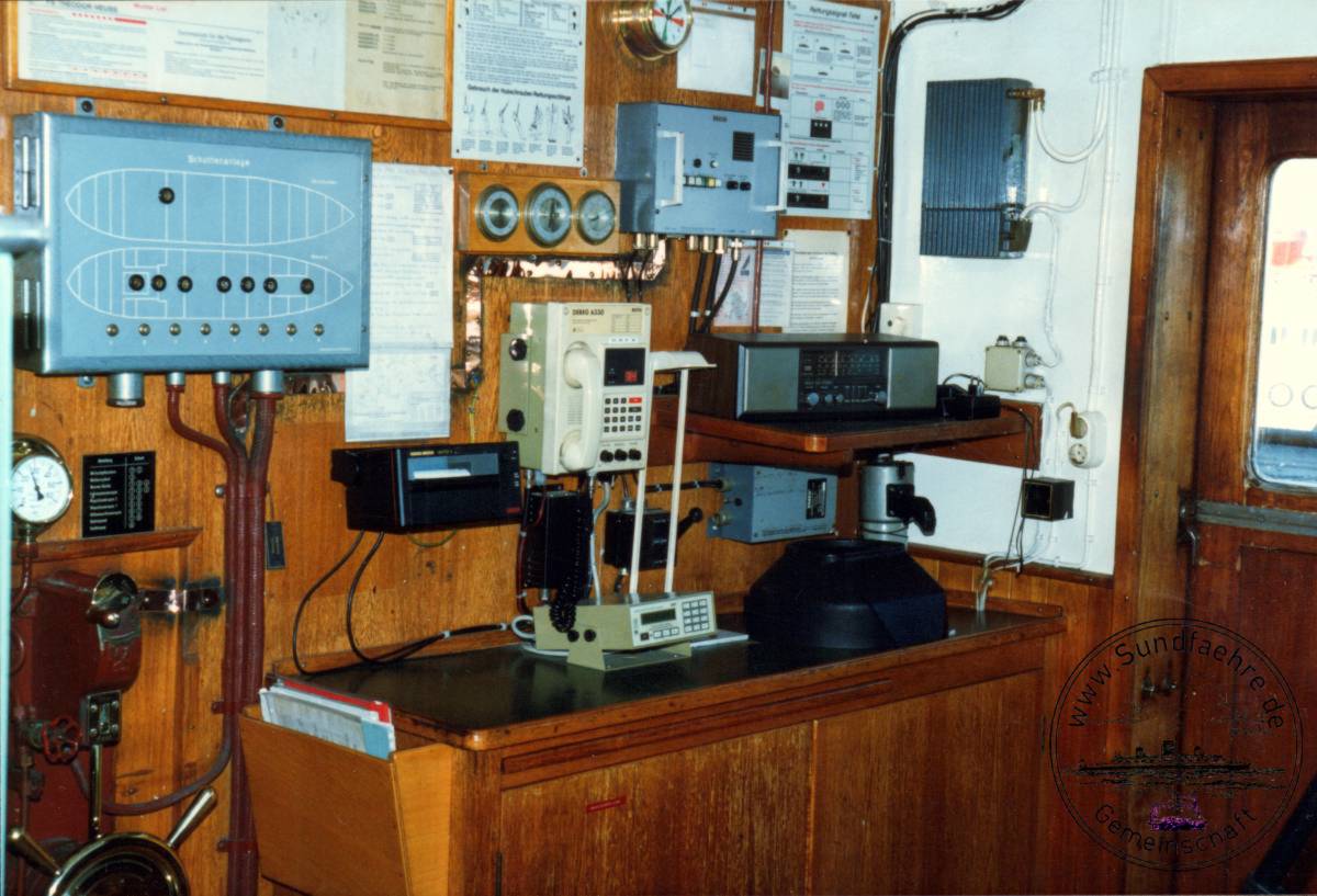 1996 12 20 54 1 307 Bruecke cut