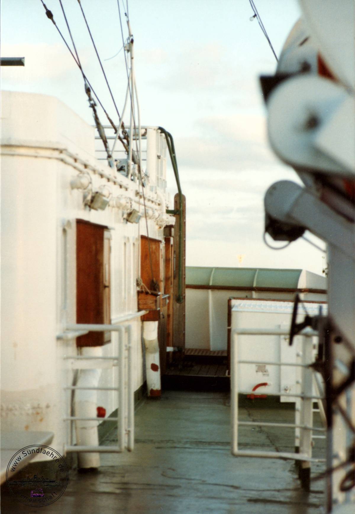 1996 12 20 60 1 211 Bruecke achtern Bb Nock cut