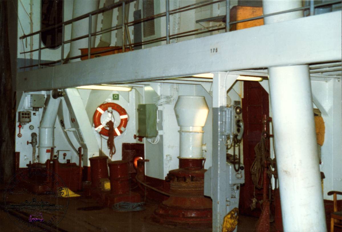 1996 12 22 58 1 202 Eisenbahndeck Winsch Stb v cut