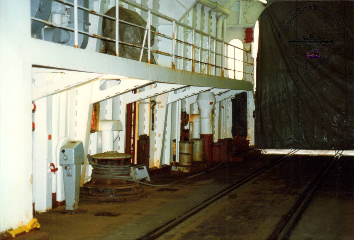 1996 12 22 58 1 410 Eisenbahndeck Spill Stb acht cut