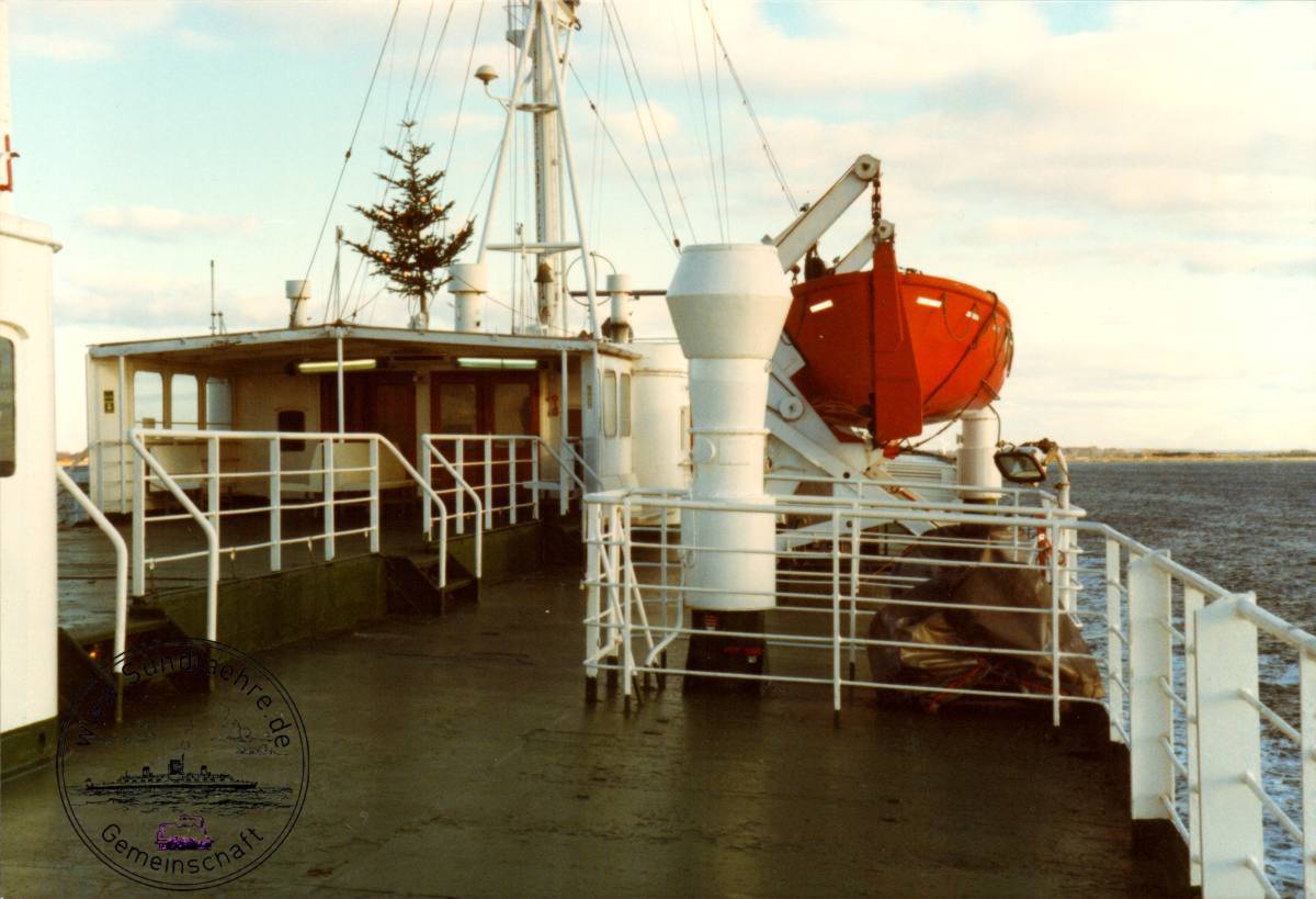 1996 12 20 54 1 621 Boot No1 Steuerbord Seite cut