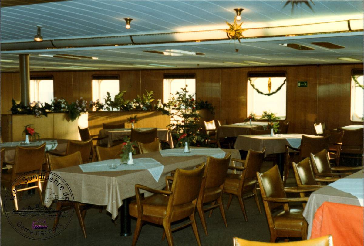 1996 12 20 57 2 334 Fahrgastdeck Restaurant cut