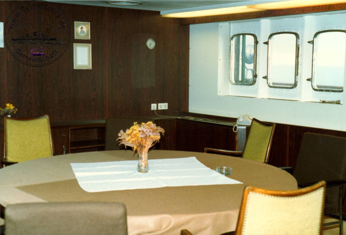 1996 12 20 58 1 722 Konferenzraum cut