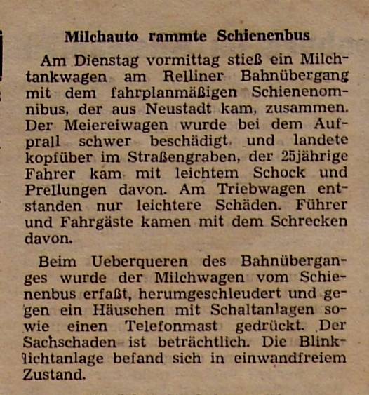 1962 06 29 Milchauto rammte Schienenbus Rellin