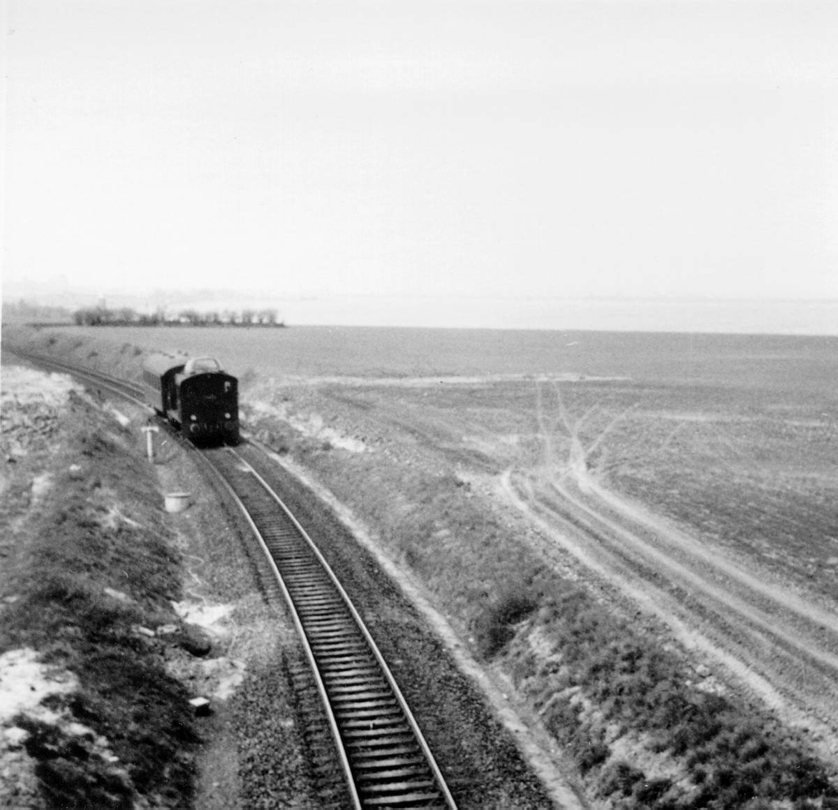 1954 V36 vor Unterführung E47